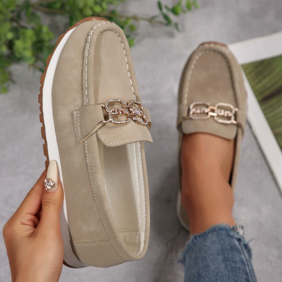Erminia | Mocassino Chic con Fibbia Gioiello