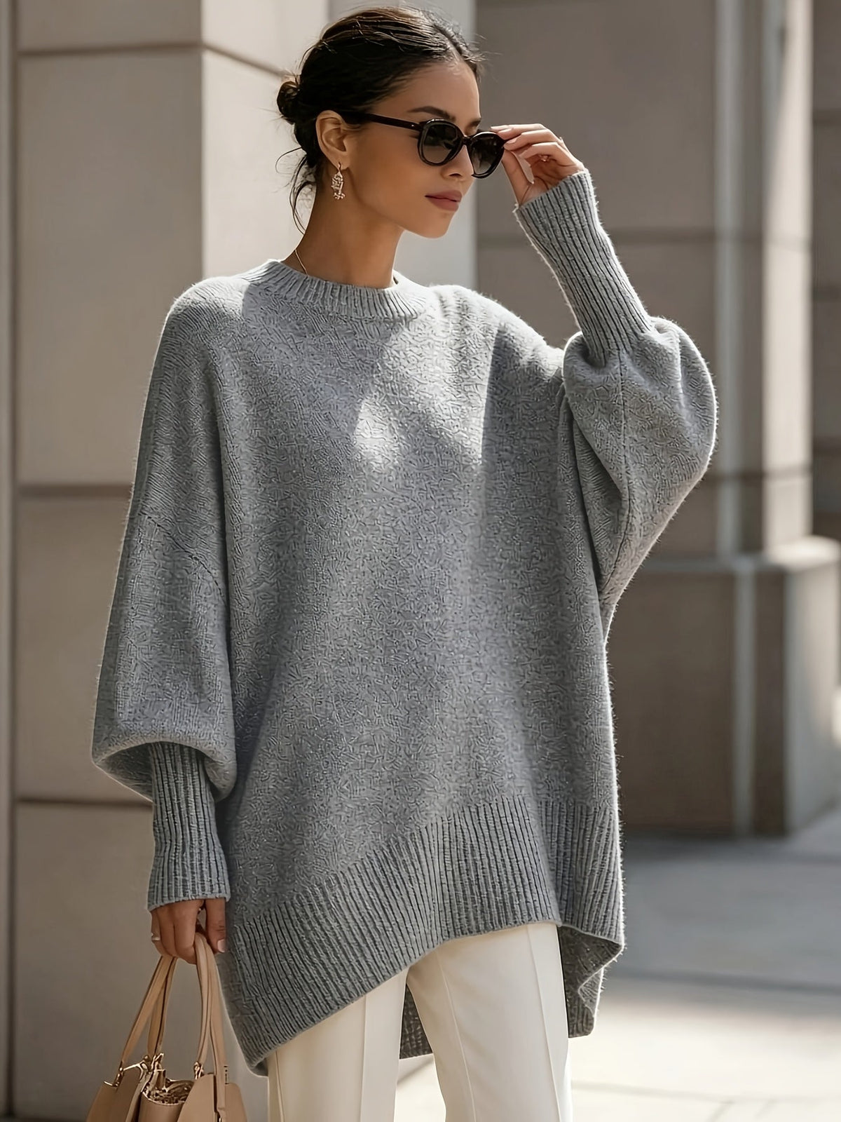 Maris | Maglione Oversize con Orlo Asimmetrico