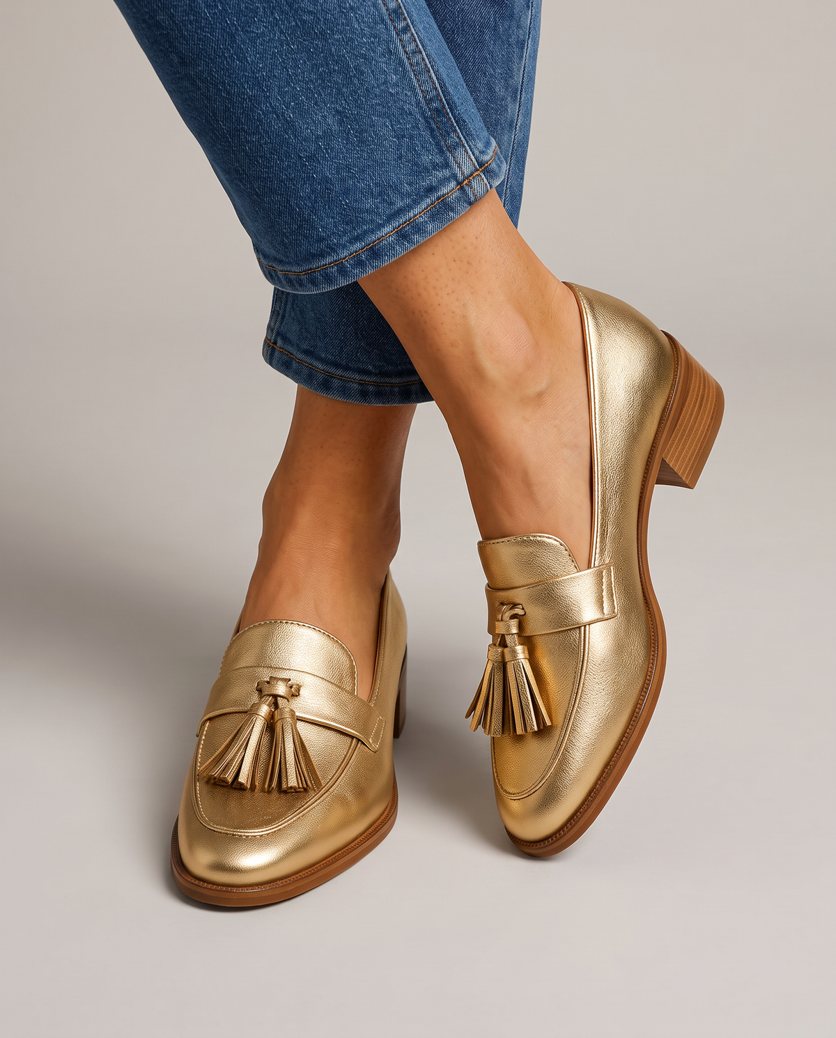 Dorotea | Mocassino Oro con Nappine